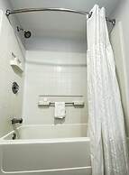 Aderi Hotel Niantic