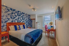 Muthu Westcliff Hotel (Near London Southend Airport)
