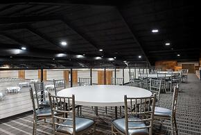 Wyndham Lancaster Resort & Convention Center