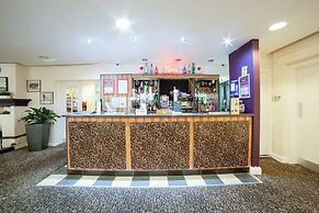 The Bridge House Hotel