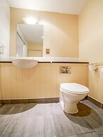 The Bridge House Hotel