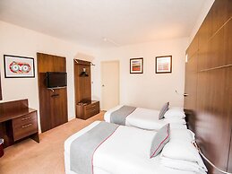 The Bridge House Hotel