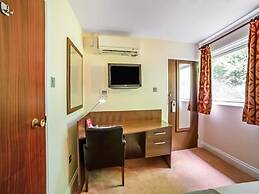 The Bridge House Hotel