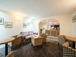 The Bridge House Hotel