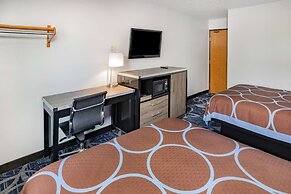 Super 8 by Wyndham Johnstown/Gloversville