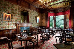 Macdonald Norwood Hall Hotel