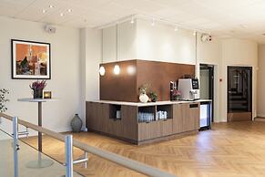 Home Hotel Grimstad