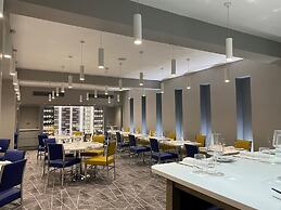 Best Western Premier Heronston Hotel & Spa