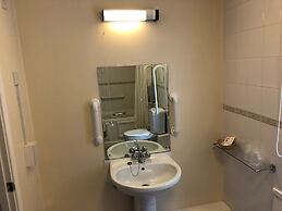 Best Western Premier Heronston Hotel & Spa