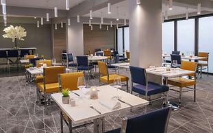 Best Western Premier Heronston Hotel & Spa