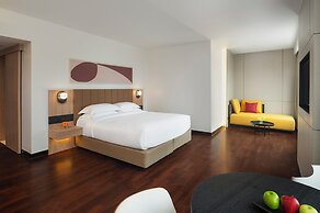 Avani Ratchada Bangkok Hotel