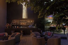 Avani Ratchada Bangkok Hotel