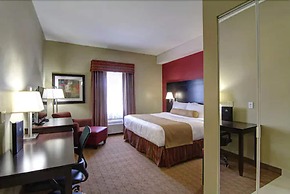 Best Western Plus Bowmanville