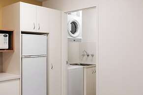 The Old Woolstore Apartment Hotel