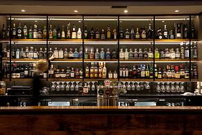 The Old Woolstore Apartment Hotel