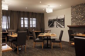 The Old Woolstore Apartment Hotel