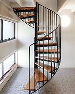 The Old Woolstore Apartment Hotel