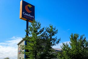 Comfort Suites