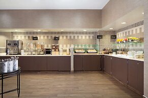 Embassy Suites by Hilton Dallas Near the Galleria