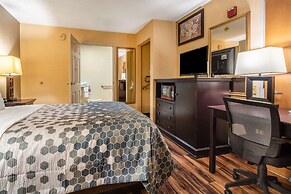 Econo Lodge Hillsboro I-35