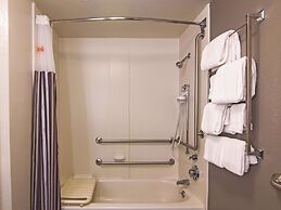 La Quinta Inn & Suites by Wyndham Oklahoma City Norman