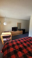 Lumberjack Inn