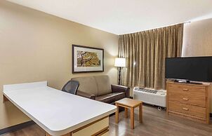 Extended Stay America Select Suites Providence Airport