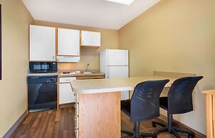Extended Stay America Select Suites Providence Airport