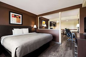 Quality Inn & Suites North Myrtle Beach