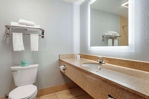 Best Western St. Clairsville Inn & Suites