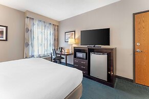 Best Western St. Clairsville Inn & Suites