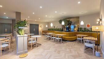 Clayton Hotel Dublin Airport Central