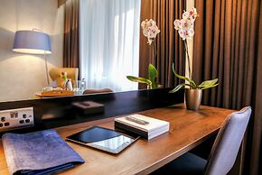 Clayton Hotel Dublin Airport Central