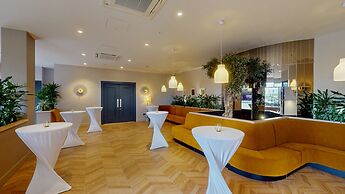 Clayton Hotel Dublin Airport Central