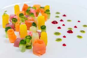 Distinction Hamilton Hotel & Conference Centre