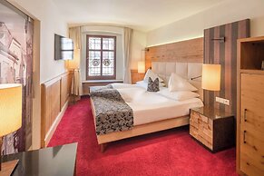 Hotel Goldener Adler, BW Signature Collection