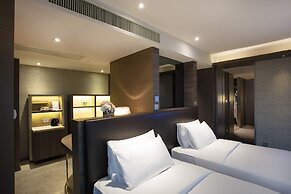 Royal Plaza Hotel