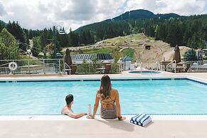 Pan Pacific Whistler Mountainside