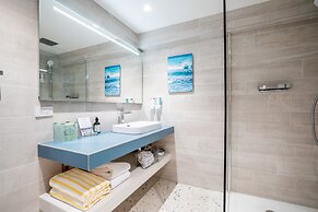 Amsterdam Manor Beach Resort