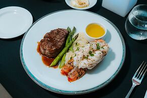 Amsterdam Manor Beach Resort