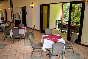 Hotel El Tucano Resort & Thermal Spa