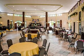 Hotel El Tucano Resort & Thermal Spa