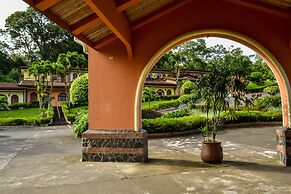 Hotel El Tucano Resort & Thermal Spa