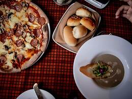 Novotel Bogor Golf Resort & Convention Center