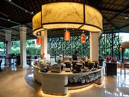 Novotel Bogor Golf Resort & Convention Center