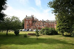 Dryburgh Abbey Hotel