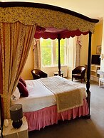 Dryburgh Abbey Hotel