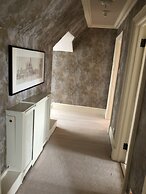 Dryburgh Abbey Hotel