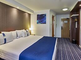 Holiday Inn Express Glenrothes by IHG