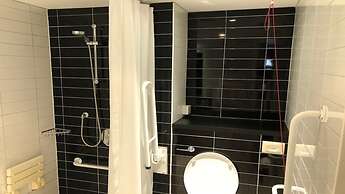 Holiday Inn Express Glenrothes by IHG